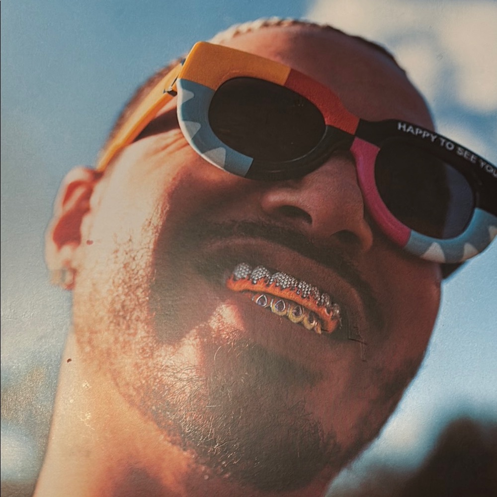 Colorful Sunglasses with Textured Frame